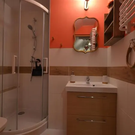 Golden Mountain Appartement *